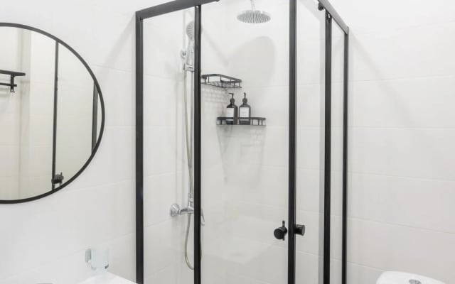 Апартаменты Хозяин Сервис на Мира 120 к. 2