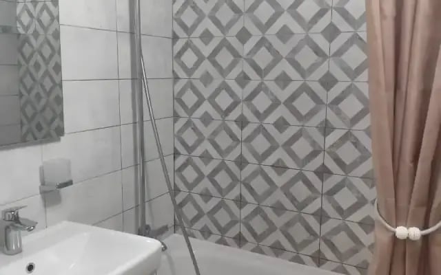 Квартира рядом с морем и Новым Херсонесои