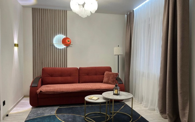 Квартира Парадайз LUX с камином в центре