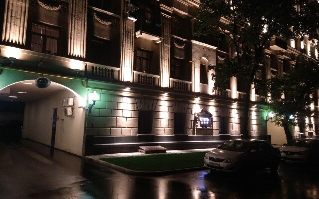 Отель Мост
