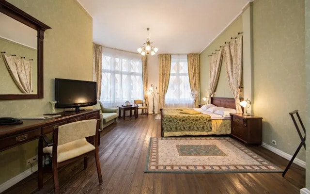Отель Taanilinna Hotell