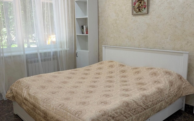 Квартира на набережной