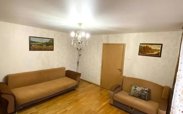 Uyutnaya Dvukhkomnatnaya Flat