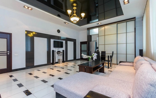 Apartments Deluxe on Karla Marksa Street - Minsk