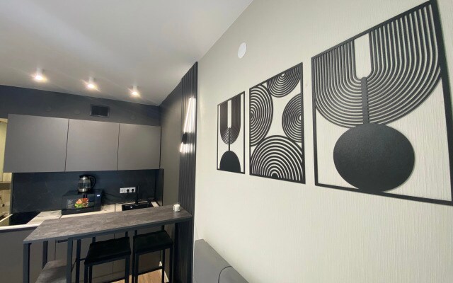 Квартира Rest Studio Above The Tour