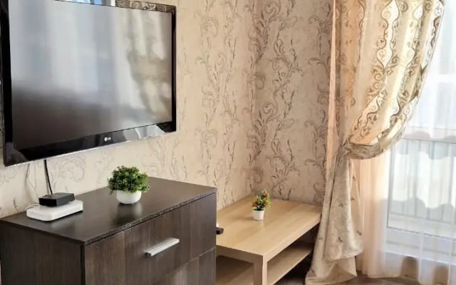 Квартира Краснозвездная 33