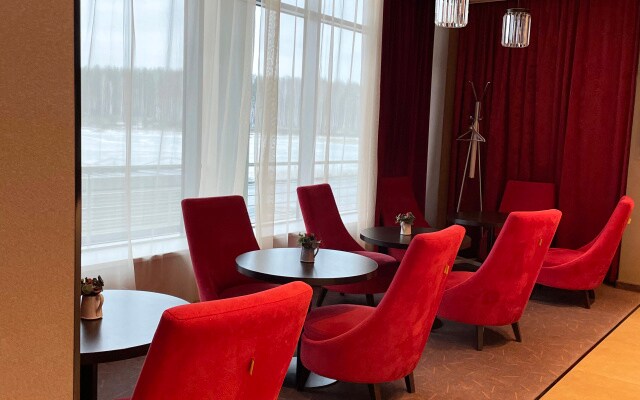 Отель Ramada by Wyndham Yekaterinburg
