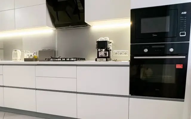 Апартаменты на Панина 3