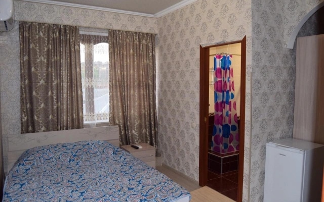 Internatsional Guest House