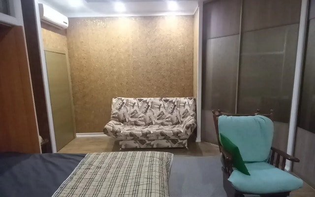 Квартира на Кадетской 25