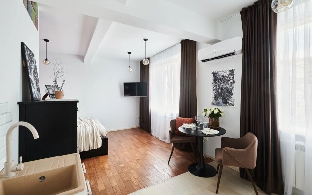 Квартира GM Apartments Стильная Студия на Патриарших Прудах