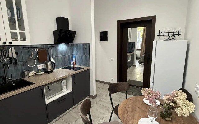 Апартаменты Loft Studio 10 в центре