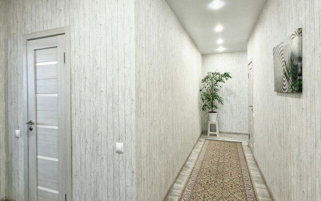 Квартира В Центре Г. Казань На 8 Гостей, (2 Туалета)