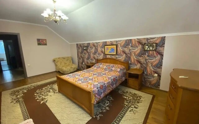 Квартира с бассейном и зоной барбекю