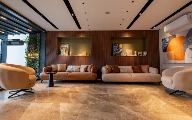 Отель Fly Point Airport Hotel
