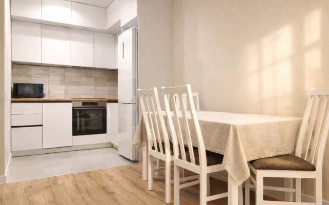 Квартира 2 комн у парка Якутова Liberty Sity Apartments