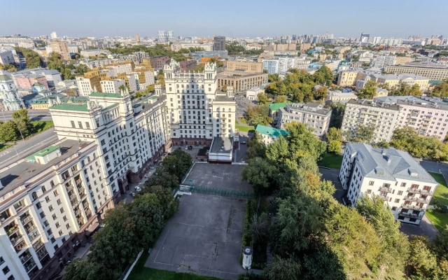Апартаменты Стандартные с Видом на Город: Изба/Котельническая Высотка