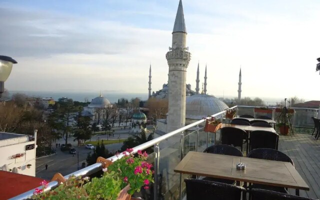 Lapis Inn Hotel Old City