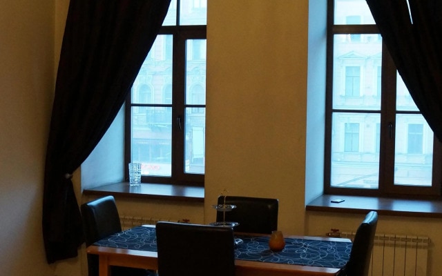 Квартира Nevskiy 77