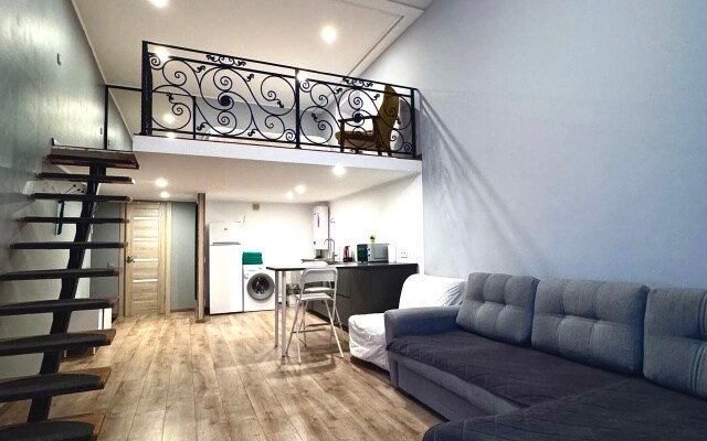Квартира Cтудия Лофт Двухуровневая Yarapartments