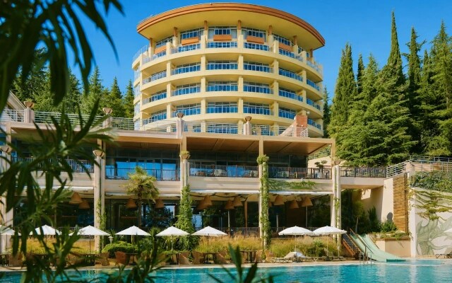 More Spa & Resort