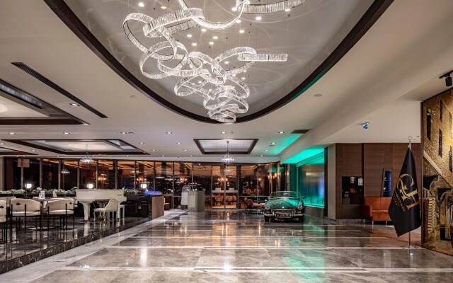 Grand Harilton Hotel
