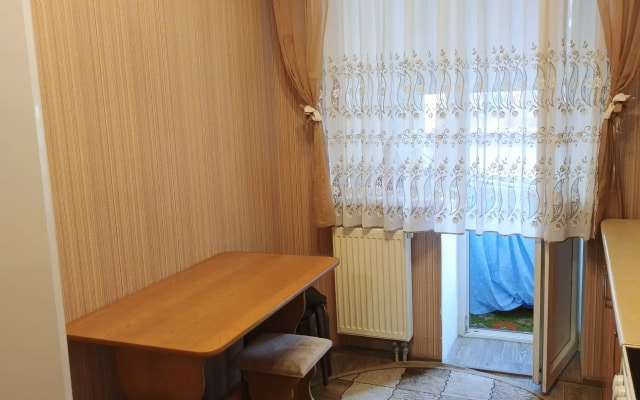 Квартира Уютная в Тихом Районе