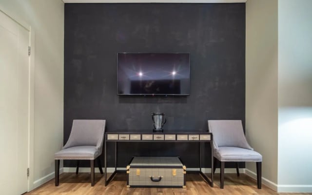 Rockmond 64 Junior Suite 6