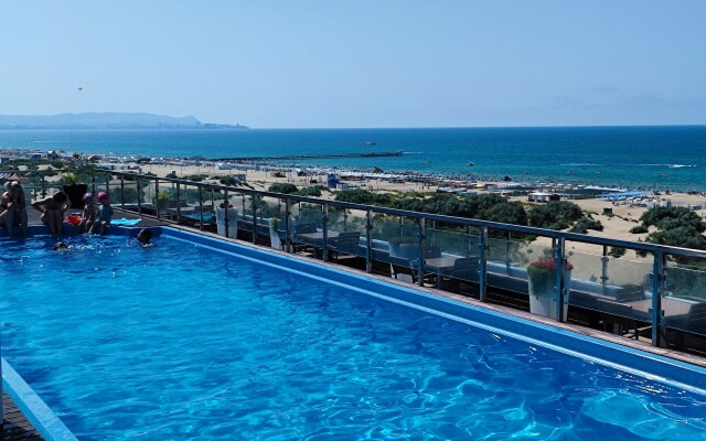 Отель Del Mar Inn