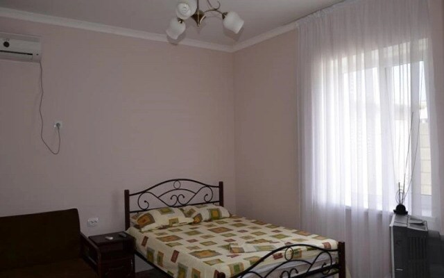 Guest House U Eli