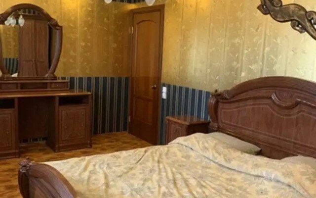 Квартира Двухэтажная с Сауной для Большой Компании