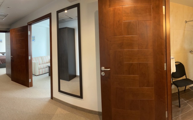 Hotel Paris Gostinichnogo Kompleksa Dvfu