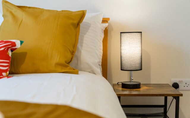 Апартаменты Ashleigh 2 bed apartment in the Centre of Watford