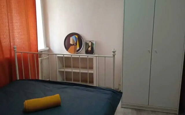 Квартира трёхкомнатная в культурном и деловом центре Союза Республик 17