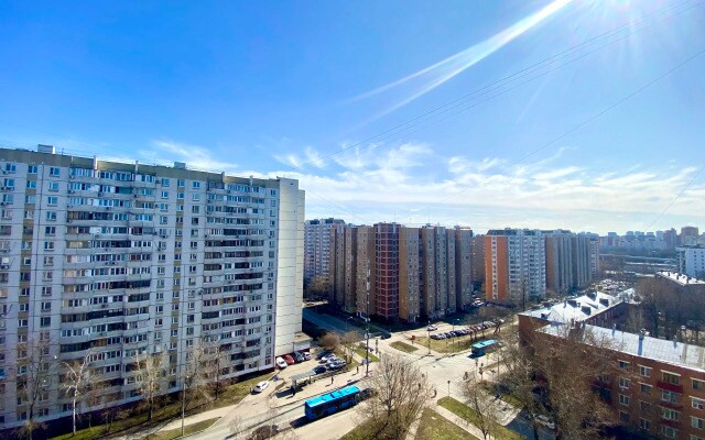 Квартира Уютная Однокомнатная Рядом с НИКИ Вельтищева и МНТК Фёдорова — Улица Весенняя