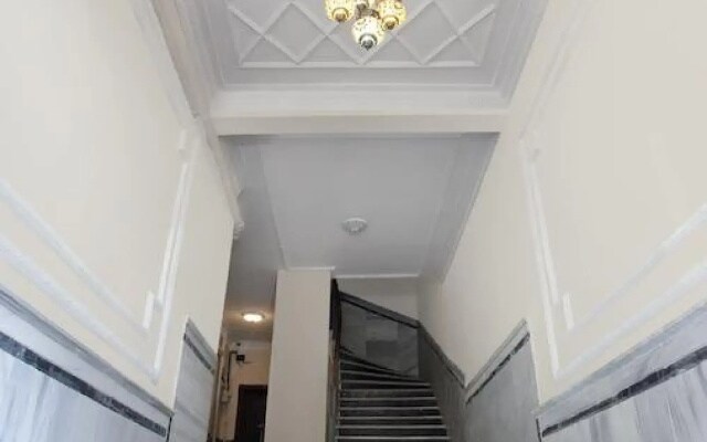 Отель Elmir Suit Otel
