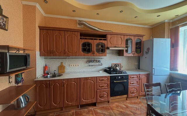 Квартира Архитектурная в центре с сауной и камином