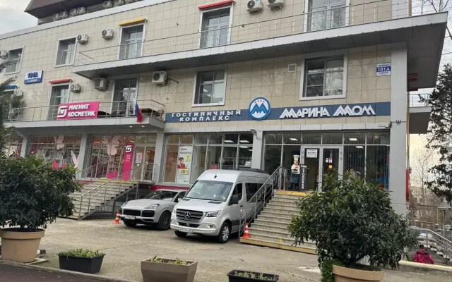 Отель Маринамолл