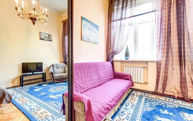 Kirpichniy pereulok 3 Apartments