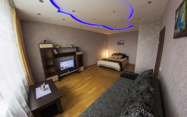 Апартаменты Home Hotel на улице Рабкоров