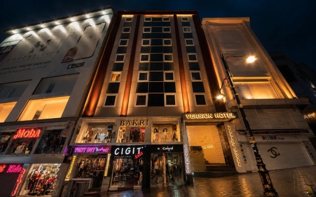 Version Hotel