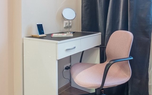 Апартаменты SKY INN Color Pink