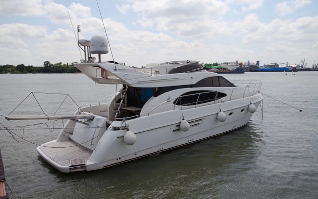 Отель Яхта Azimut