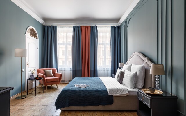 Апартаменты Minin Apartments у Эрмитажа 220 кв.м.