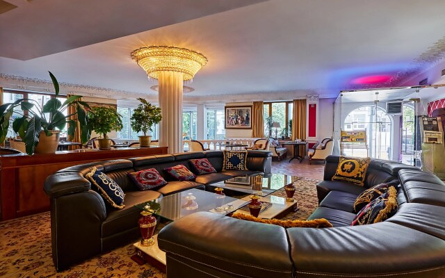 Отель Golden Rooms Moscow