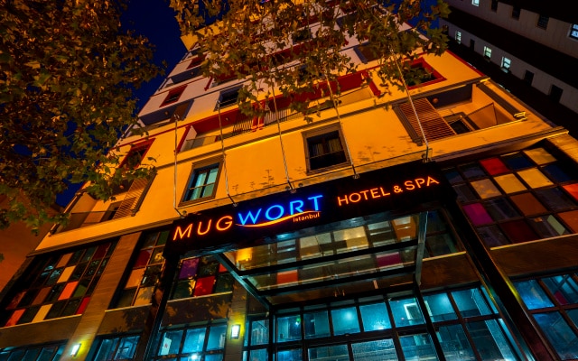 Mugwort Hotel & Spa