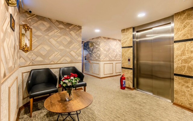 Sultan Hamit Hotel