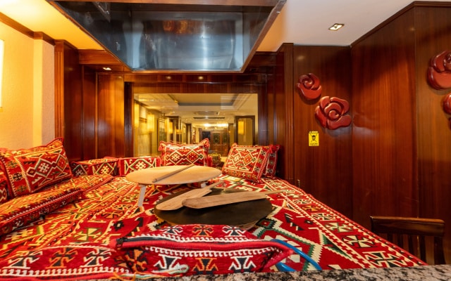 Pera Rose Hotel - Special Class
