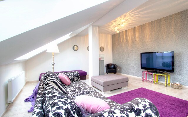 Апартаменты Centrum Apartments Pstrossova