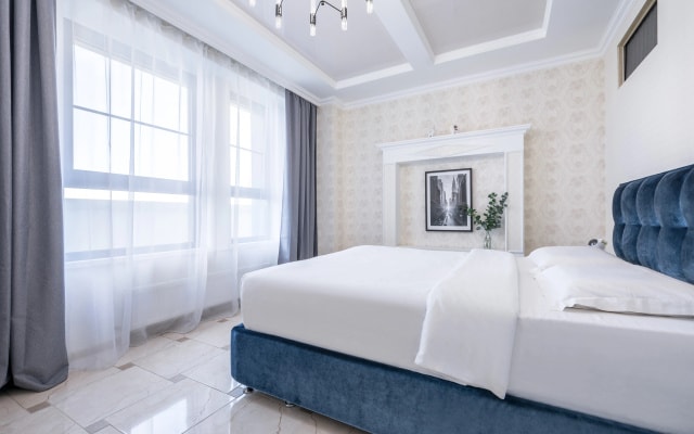 Апартаменты Central nearby Marriott 242